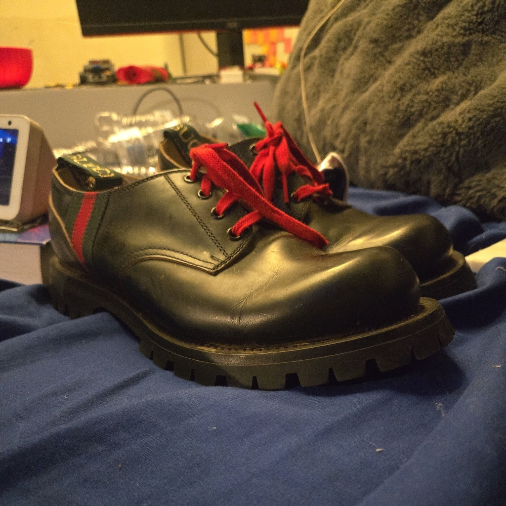 Gucci Black Leather Derbys